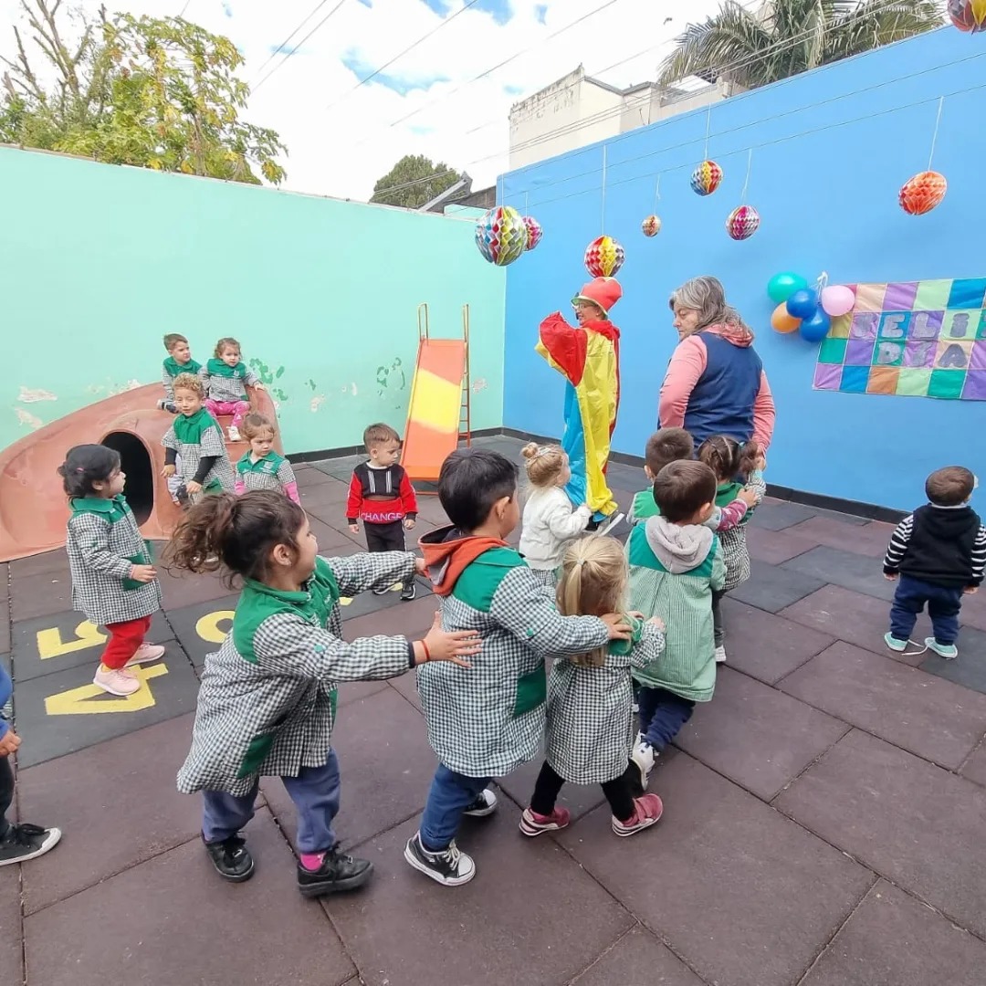 ¡MES DE LAS INFANCIAS!