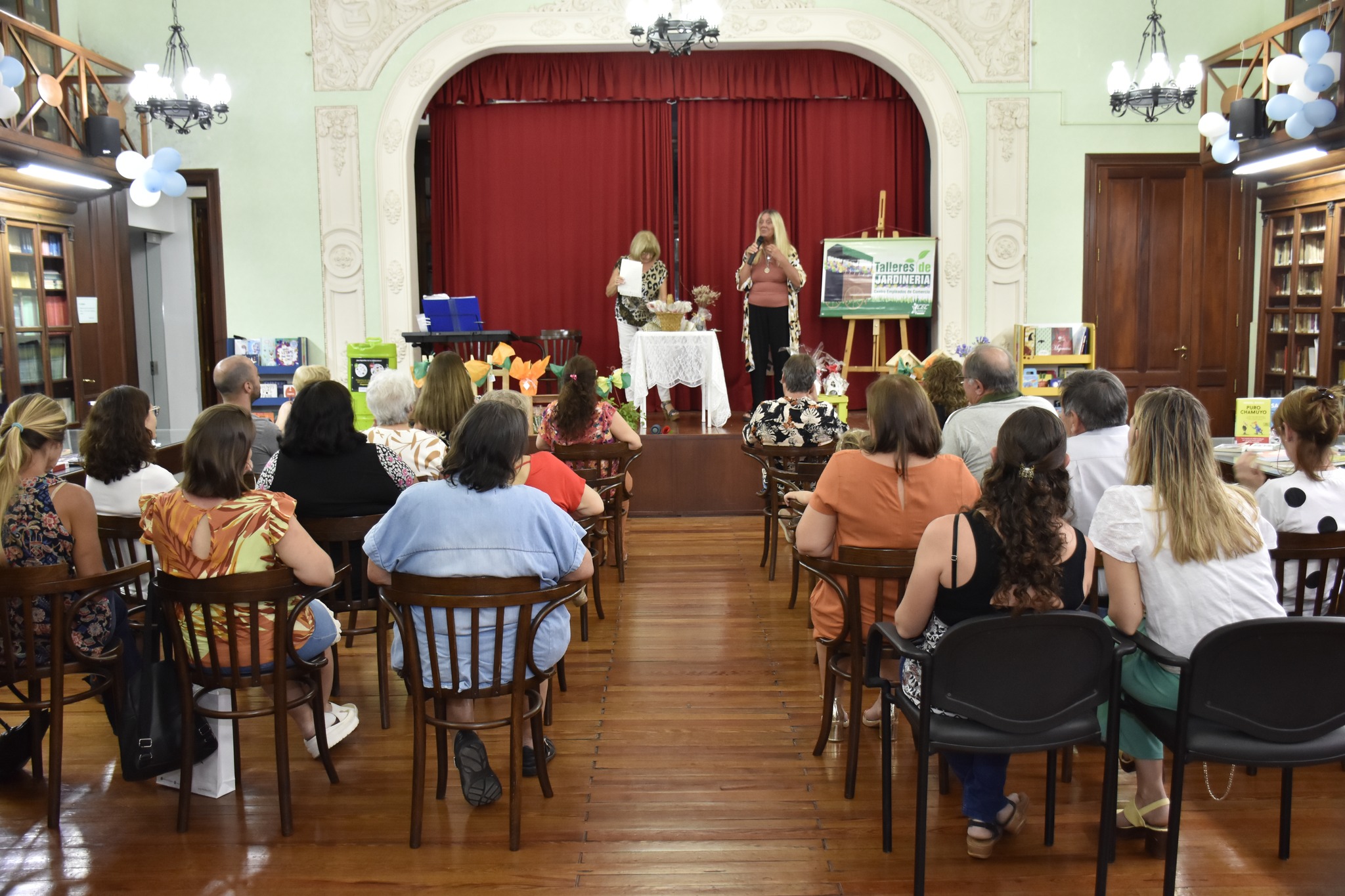 Diplomas del Taller de Jardinería.