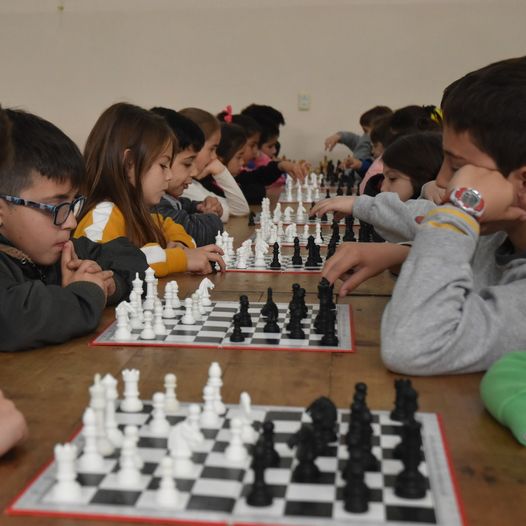 Aprendé Ajedrez en Centro Empleados de Comercio.